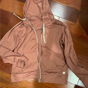 Vuori Performance Hoodie